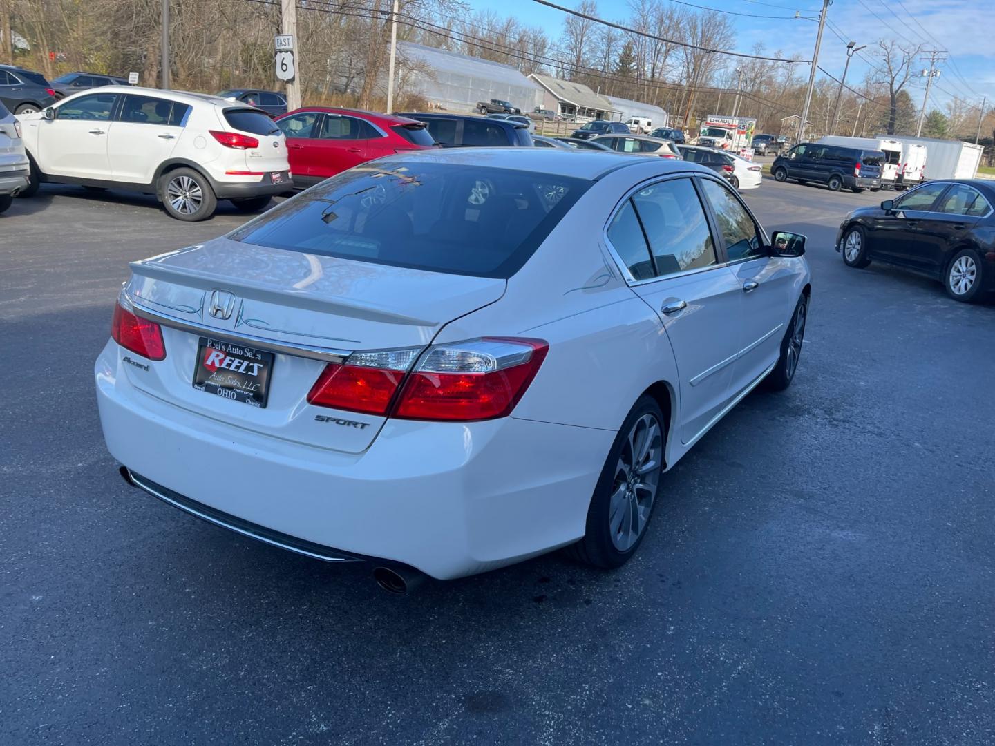 2013 White /Black Honda Accord Sport (1HGCR2F50DA) with an 2.4L I4 DOHC 16V engine, Automatic transmission, located at 547 E. Main St., Orwell, OH, 44076, (440) 437-5893, 41.535435, -80.847855 - This 2013 Honda Accord Sport CVT is a reliable and fuel-efficient sedan. It is powered by a 2.4-liter four-cylinder engine that produces 189 horsepower. The CVT (continuously variable transmission) provides smooth and efficient acceleration. The Accord Sport CVT comes equipped with features such as - Photo#7